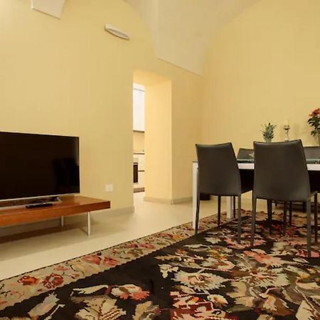 Charming Apartment In Parma/ Teatro Regio / Wifi Dış mekan fotoğraf